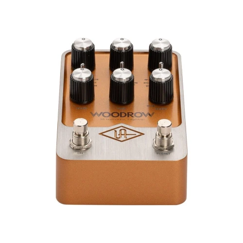 Universal Audio UAFX Woodrow '55 Instrument Amplifier Pedal 2