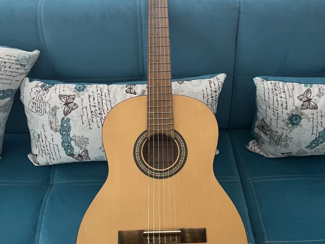 Hora Marka Klasik Gitar Hiç Kullanılmadı 3