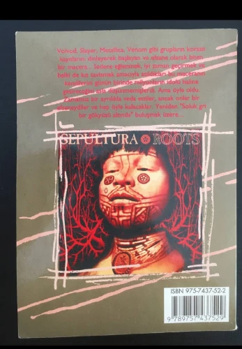 Sepultura İngilizce - Türkçe çevirili Şarkı sözleri kitabı 2