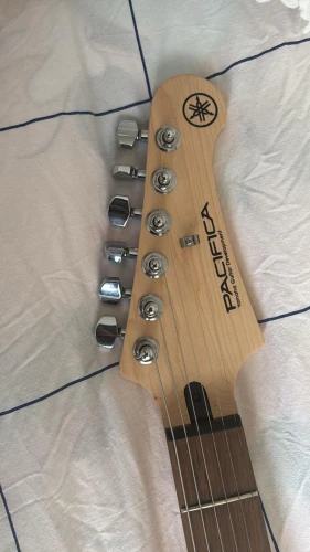 Yamaha Pacifica PAC012 Temiz /Sorunsuz / HSS Elektrik Gitar 3
