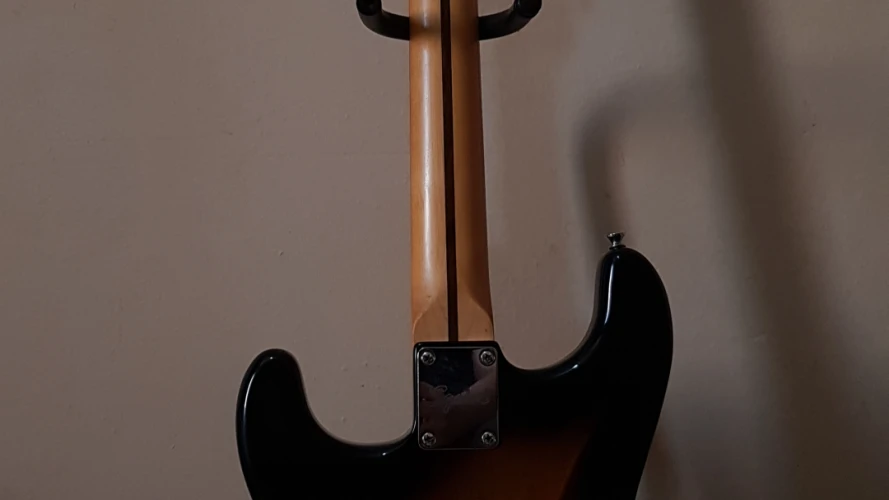 Fender Squier Bullet Stratocaster 7