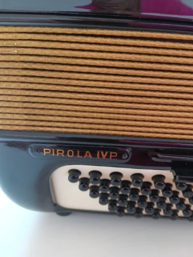 Hohner Pirola IVP Akordiyon 2