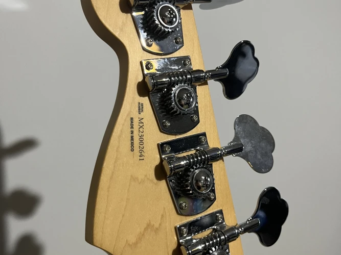 Fender Player Jazz Bass Akçaağaç Klavye Polar White Bas Gitar - Beyaz 4