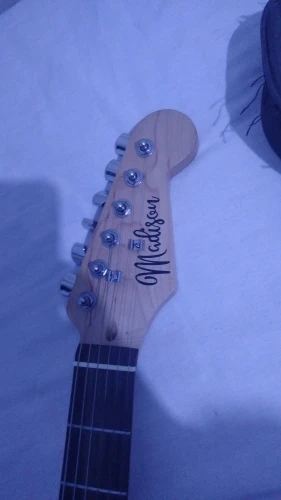 Madison Elektro Gitar - Amfi Dahil 1