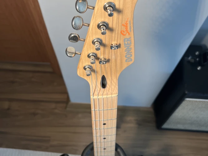 Donner DST-152 Elektro Gitar Stratocaster 4