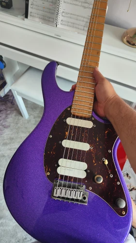 Cort g-vt bob 1
