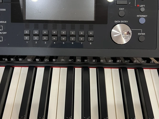 Yahama CLAVİNOVA CVP 505 dijital piyano 1