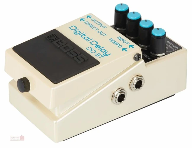 BOSS DD-3T Digital Delay Pedal 3