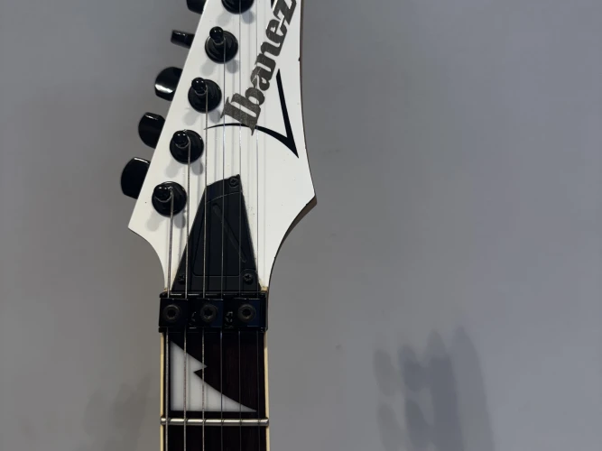 İbanez RG350DXZ Elektro Gitar 5