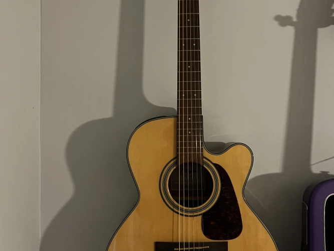 Takamine GN15CE NAT SERIES 15 Elektro Akustik Gitar 4