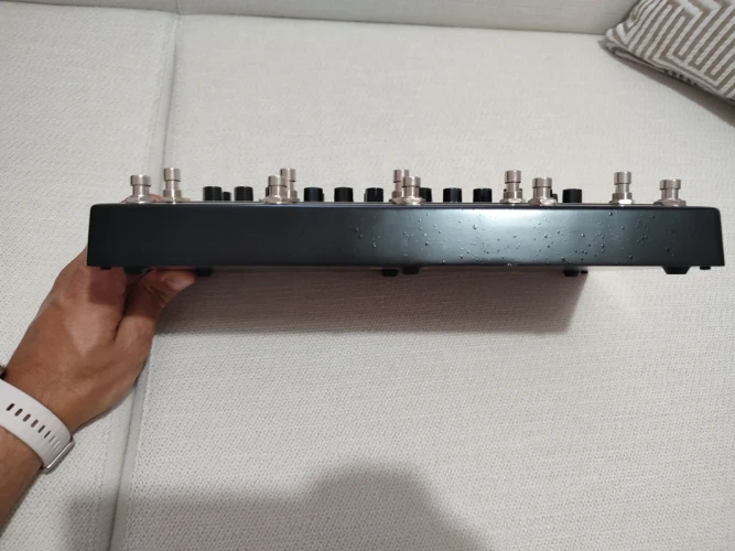 NUX Trident gitar prosesör 2