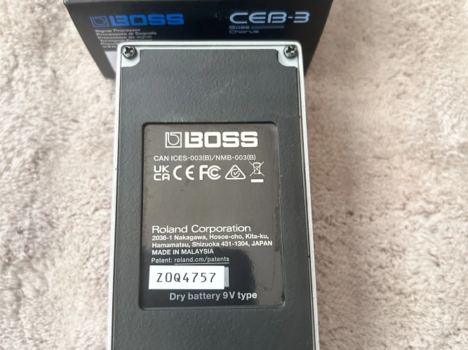 Boss CEB-3 chorus bass pedal 4
