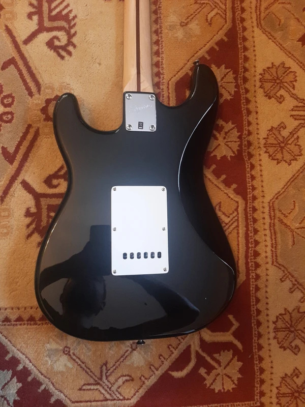 Fender Squier Stratocaster 6