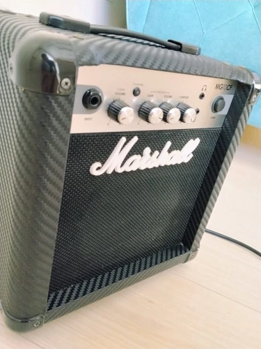 Marshall MG10CF 4
