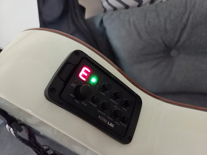 Lag T118 ASCE-IVO Elektro Akustik Gitar + Gigbag 7