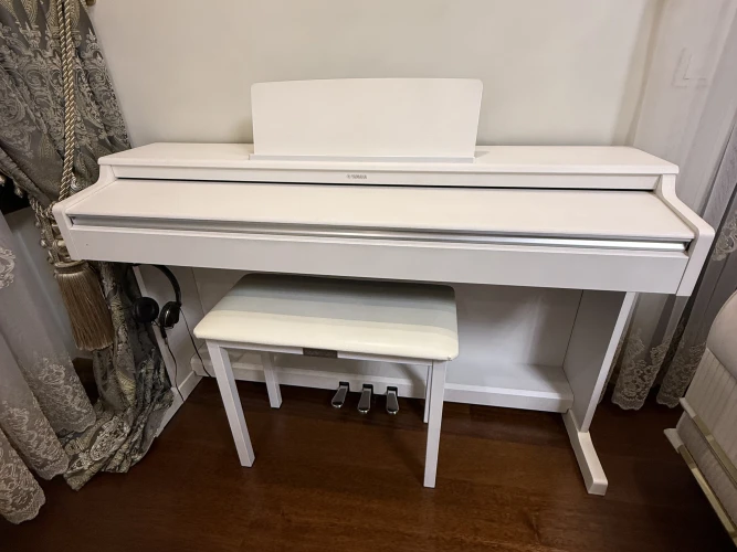 Yamaha Arius YDP 164 WH 2