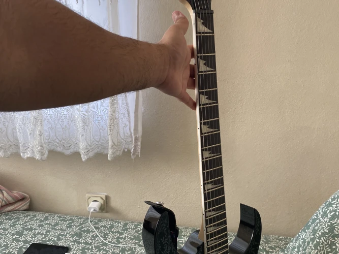 IBANEZ GRG170DX-BKN GIO RG Serisi Black Night Elektro Gitar 2