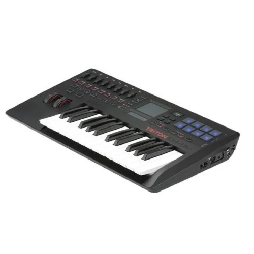 Korg Triton Taktile - 25 1