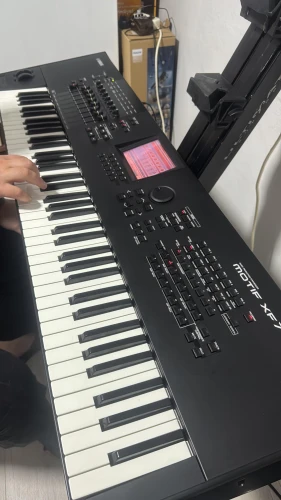 Yamaha Motif XF7 1