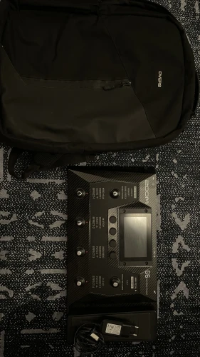 Zoom G6 Multi Efekt Prosesörü 1