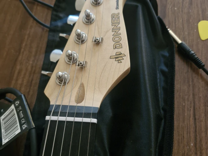 Donner DST-80 Elektro Gitar 3