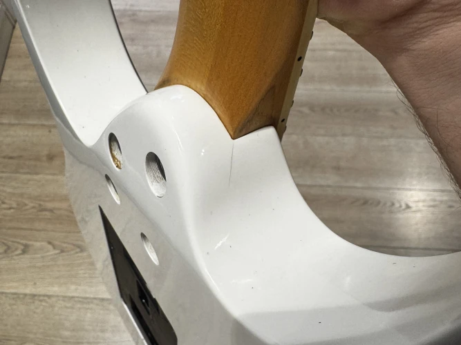 İbanez RG350DXZ Elektro Gitar 9