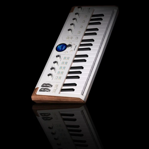 Arturia AstroLab 37 5