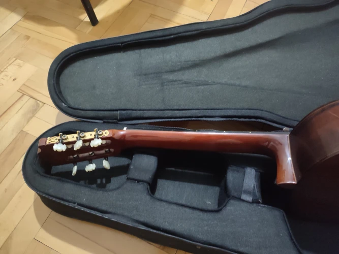 Yamaha G235ii Klasik Gitar 6