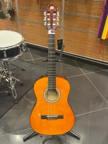 Outlet- Miguel Angela Naturel 3/4 Klasik Gitar 1