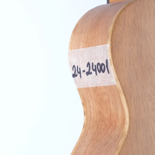 [Outlet] Mahalo MM2E All Solid Elektro Concert Ukulele (OL 24-24001) 3