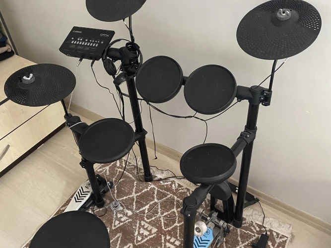 Yamaha DTX452K Elektronik Bateri 3