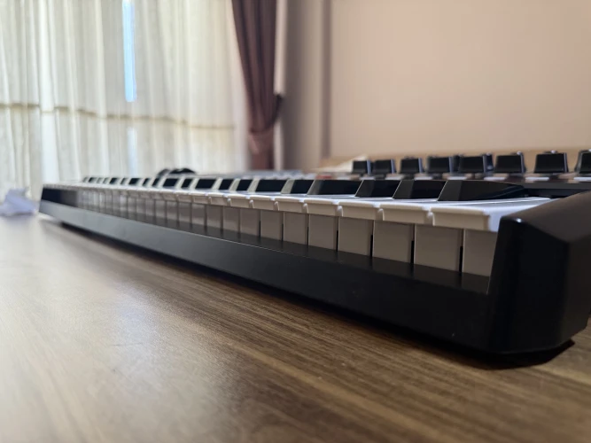 Akai Mpk249 Midi Klavye 7
