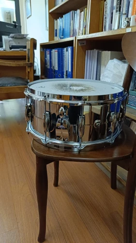 Gretsch 14x6.5 Brooklyn Chrome Over Brass Snare 3