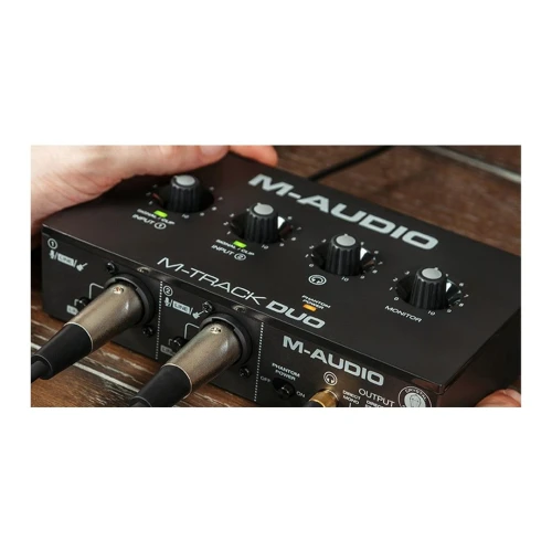 M-AUDIO M-Track Duo 4