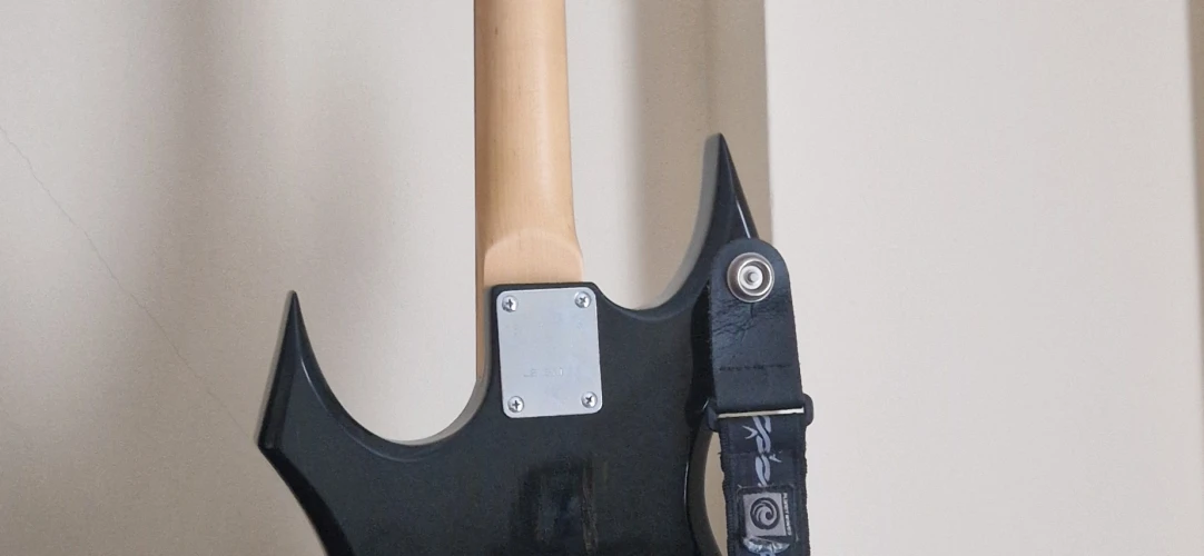 B.C. Rich Warlock Special Edition Elektro Gitar 2