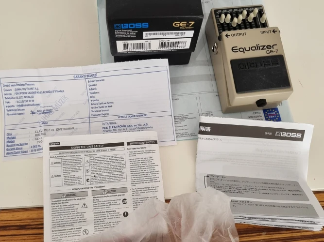 BOSS GE-7 EQ 6