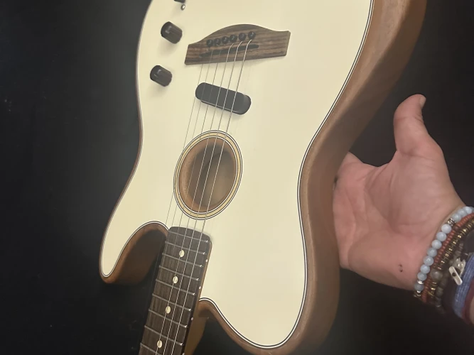 Fender Acoustasonic Player Telecaster 4