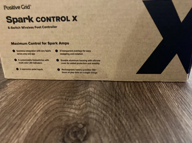 Positive Grid Spark Control X – 6 Switch Kablosuz Foot Controller 2