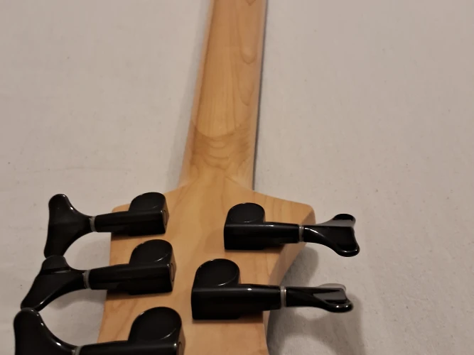 marcus miller m7 5telli 5
