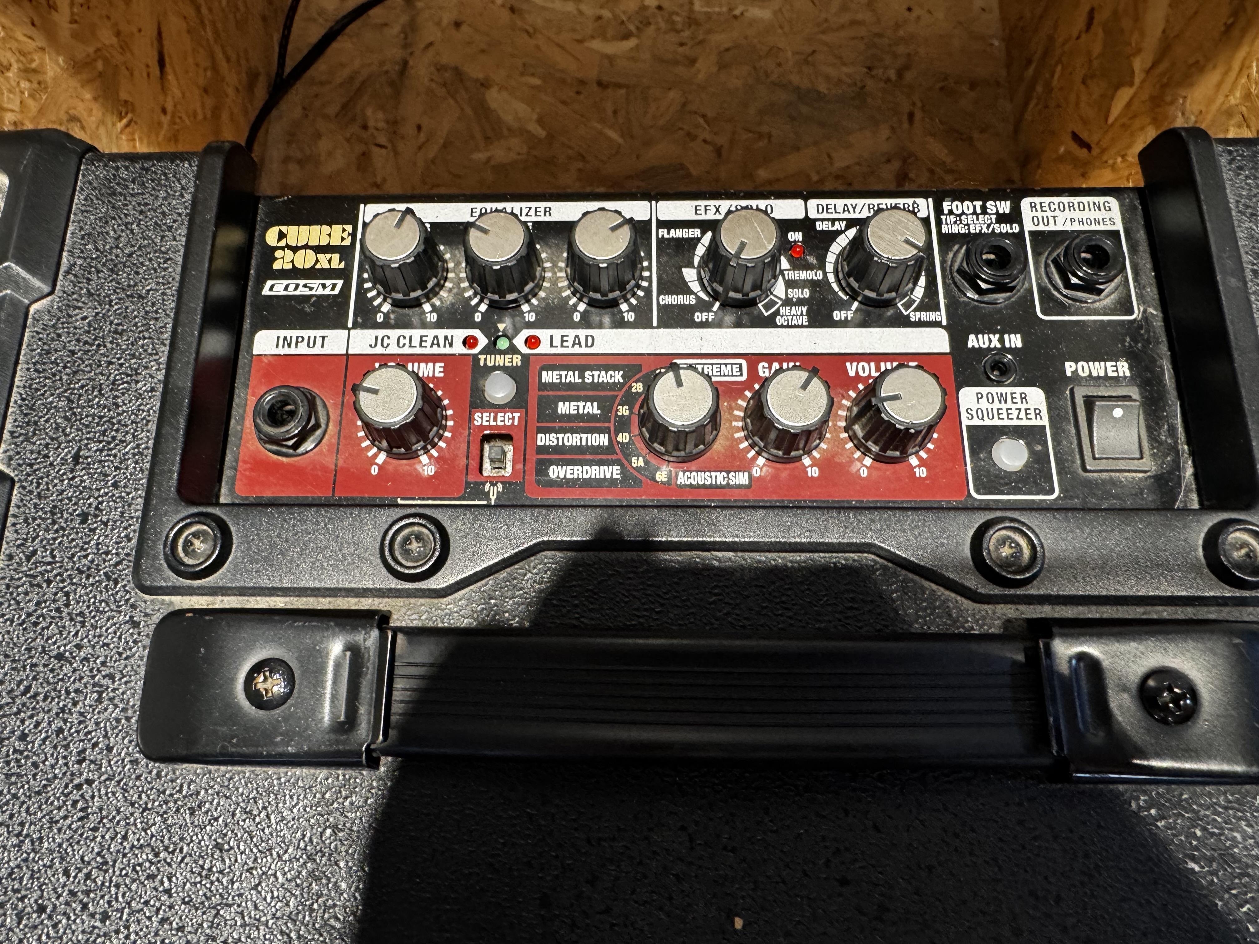 Roland Cube 20XL Elektro Gitar Amfisi 2