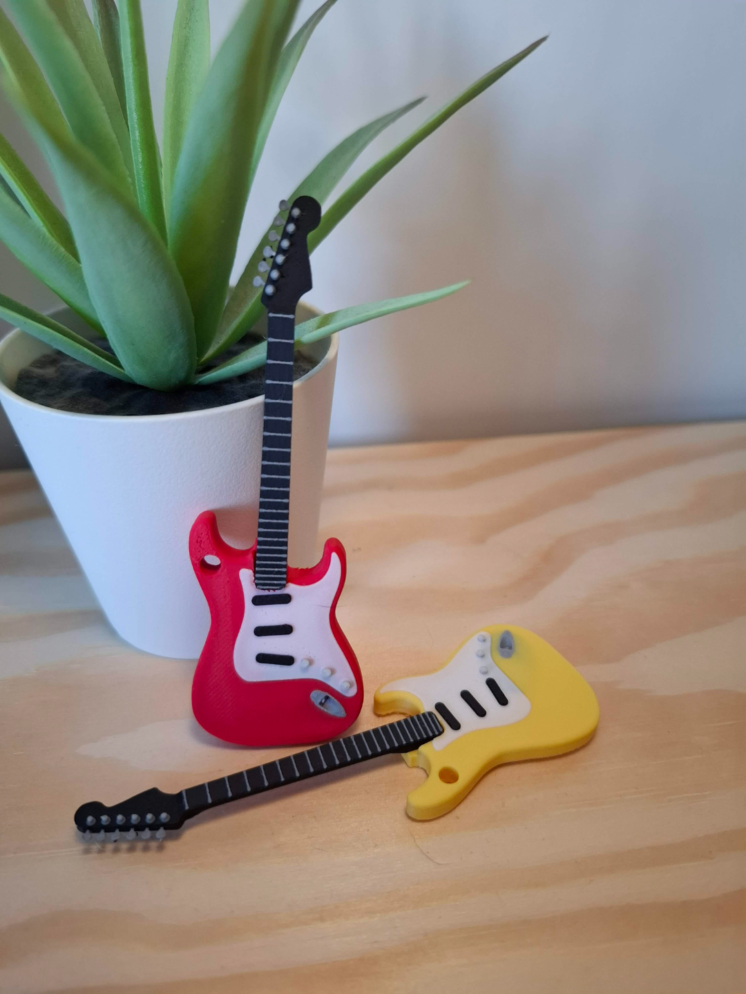 🎸 Fender Bas Gitar Anahtarlık – 2’li Set 🎸 5