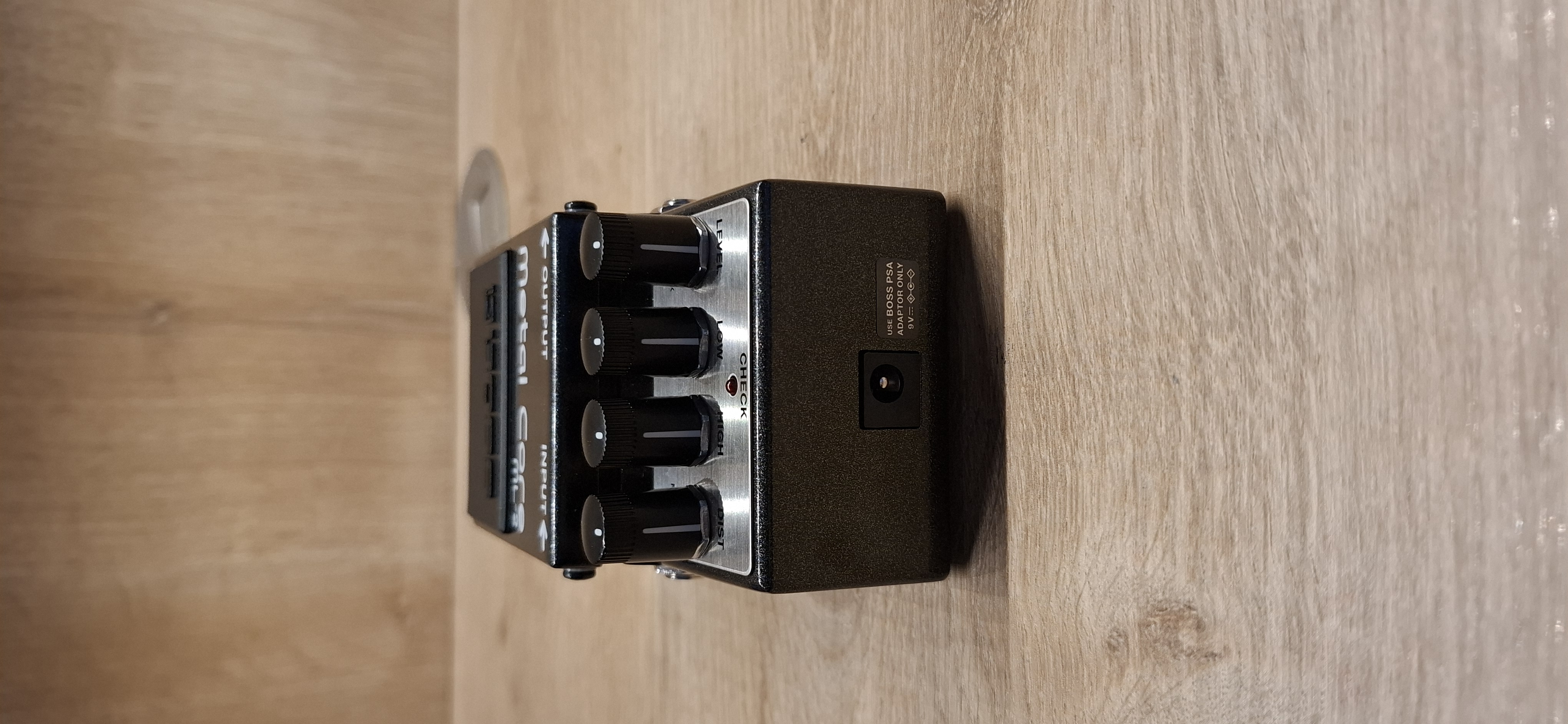 BOSS ML-2 METAL CORE PEDAL 4