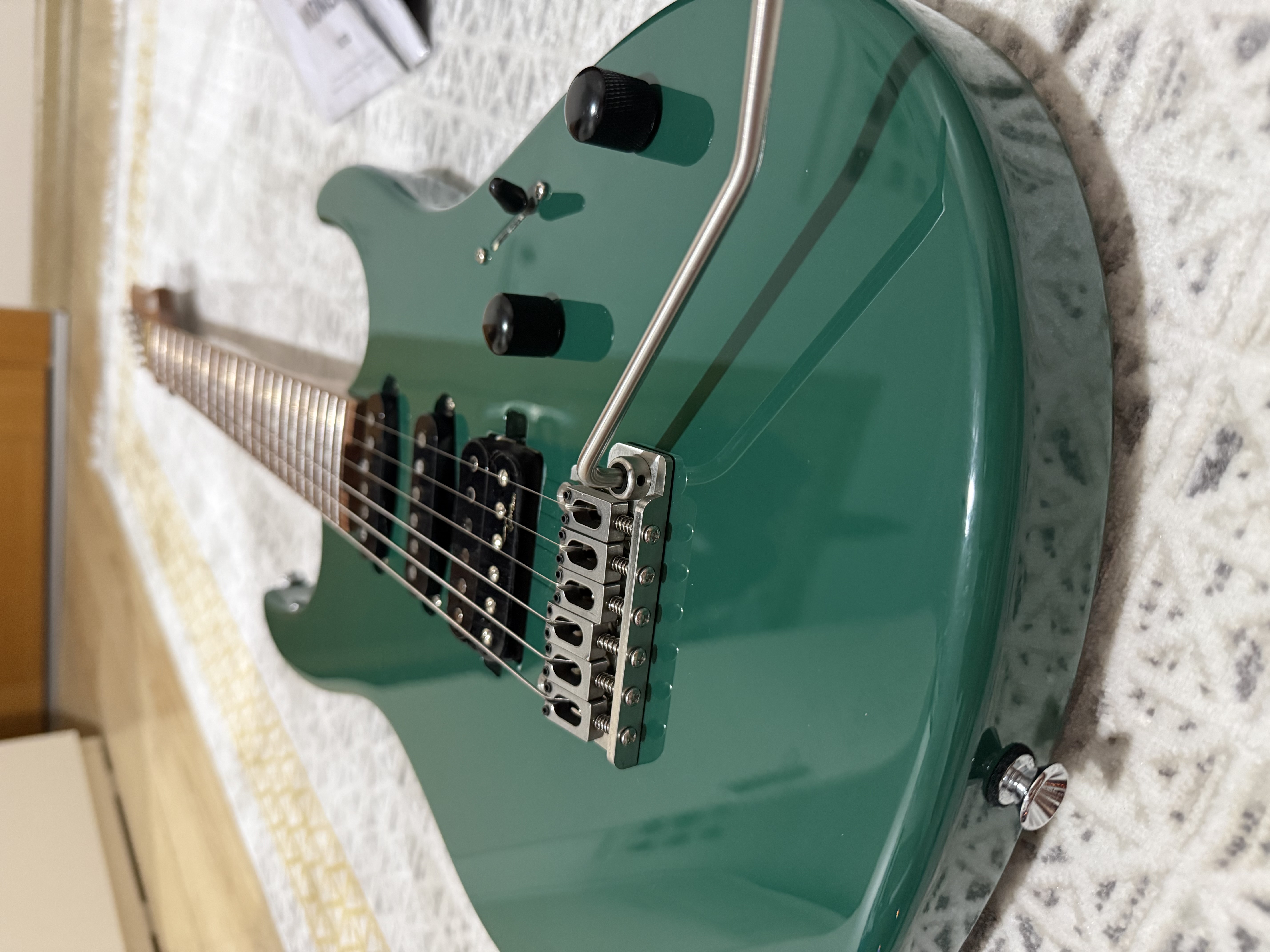 DONNER DST-700  hss 2