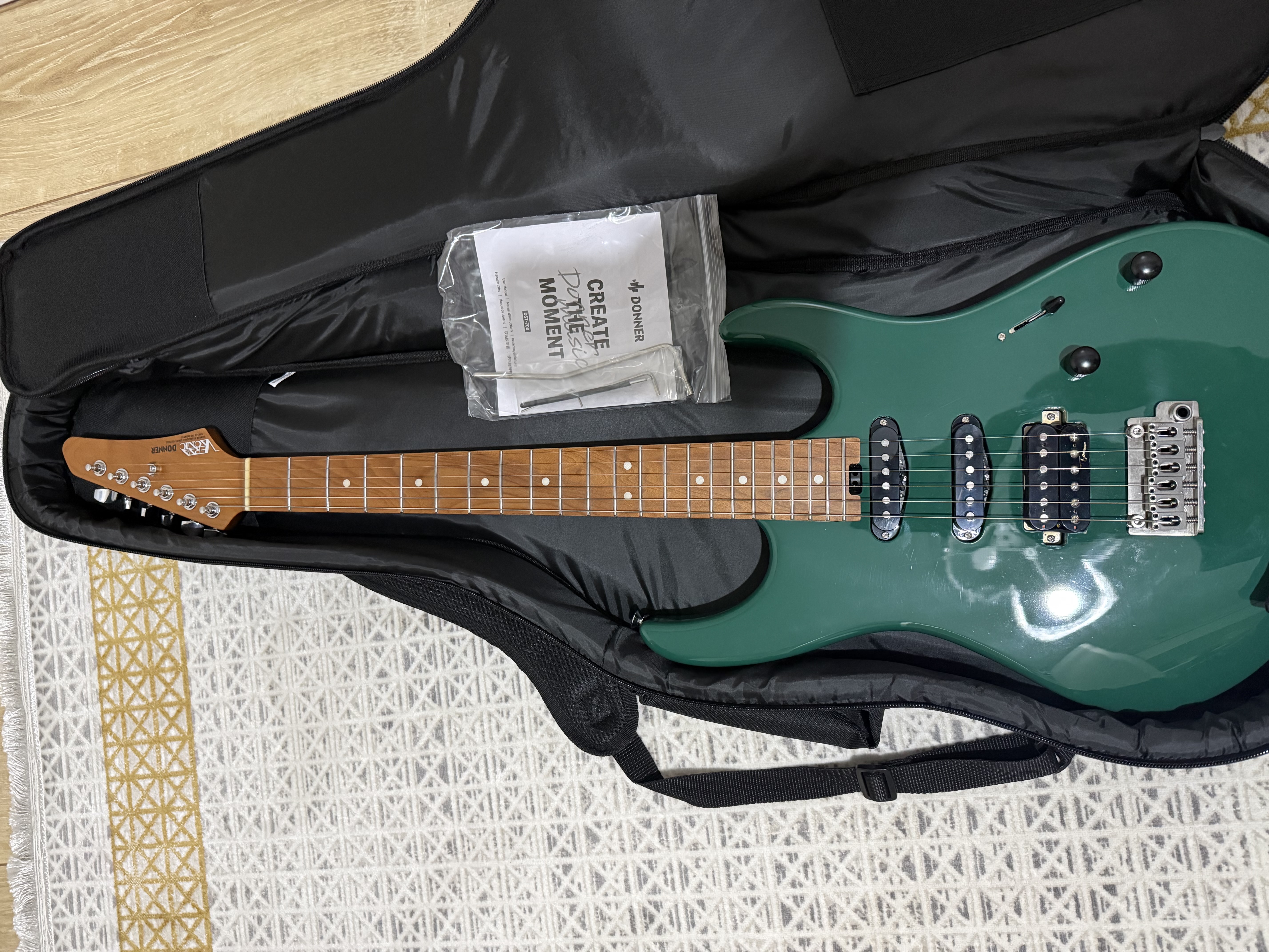 DONNER DST-700  hss 6