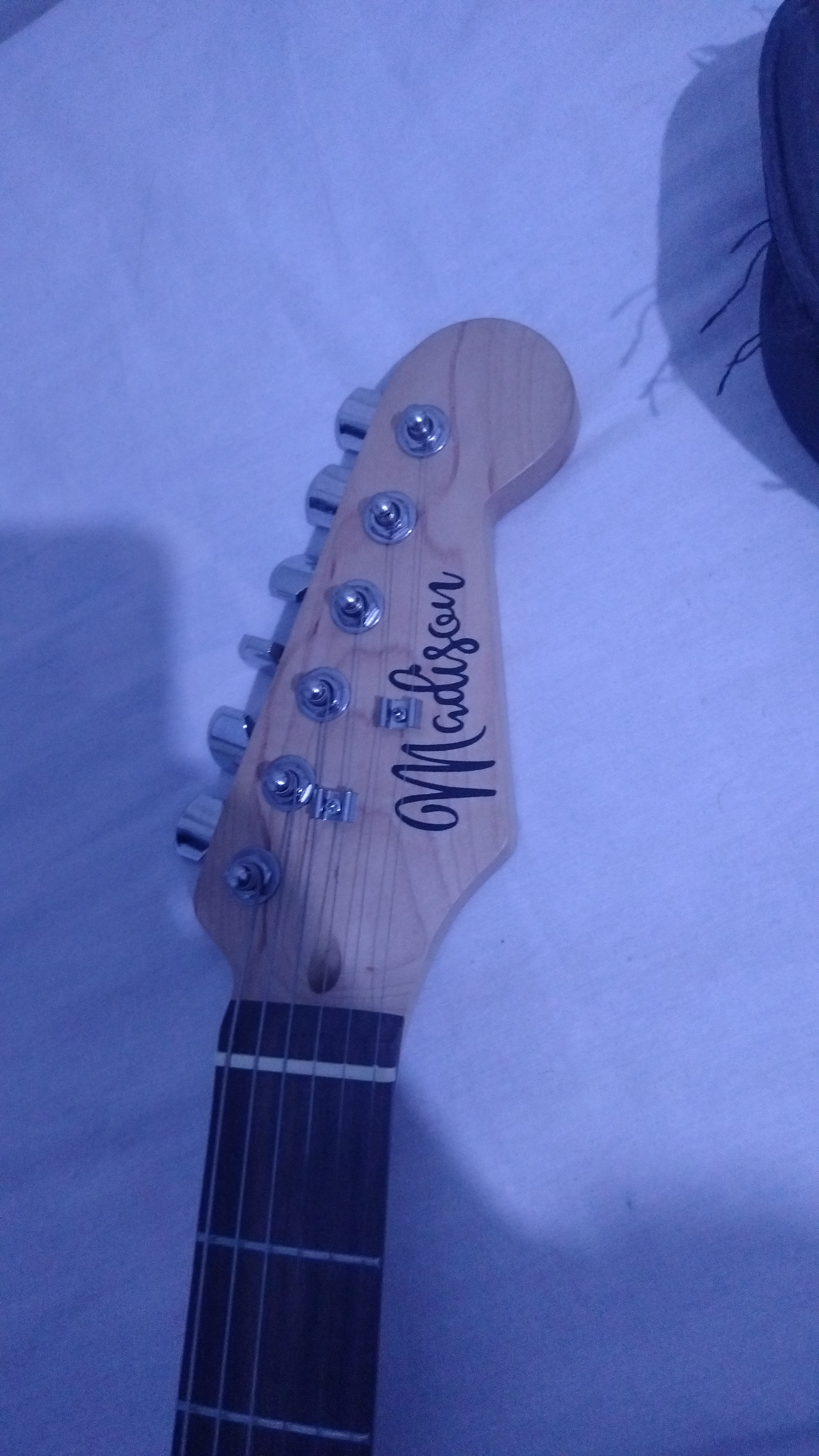 Madison Elektro Gitar - Amfi Dahil 1