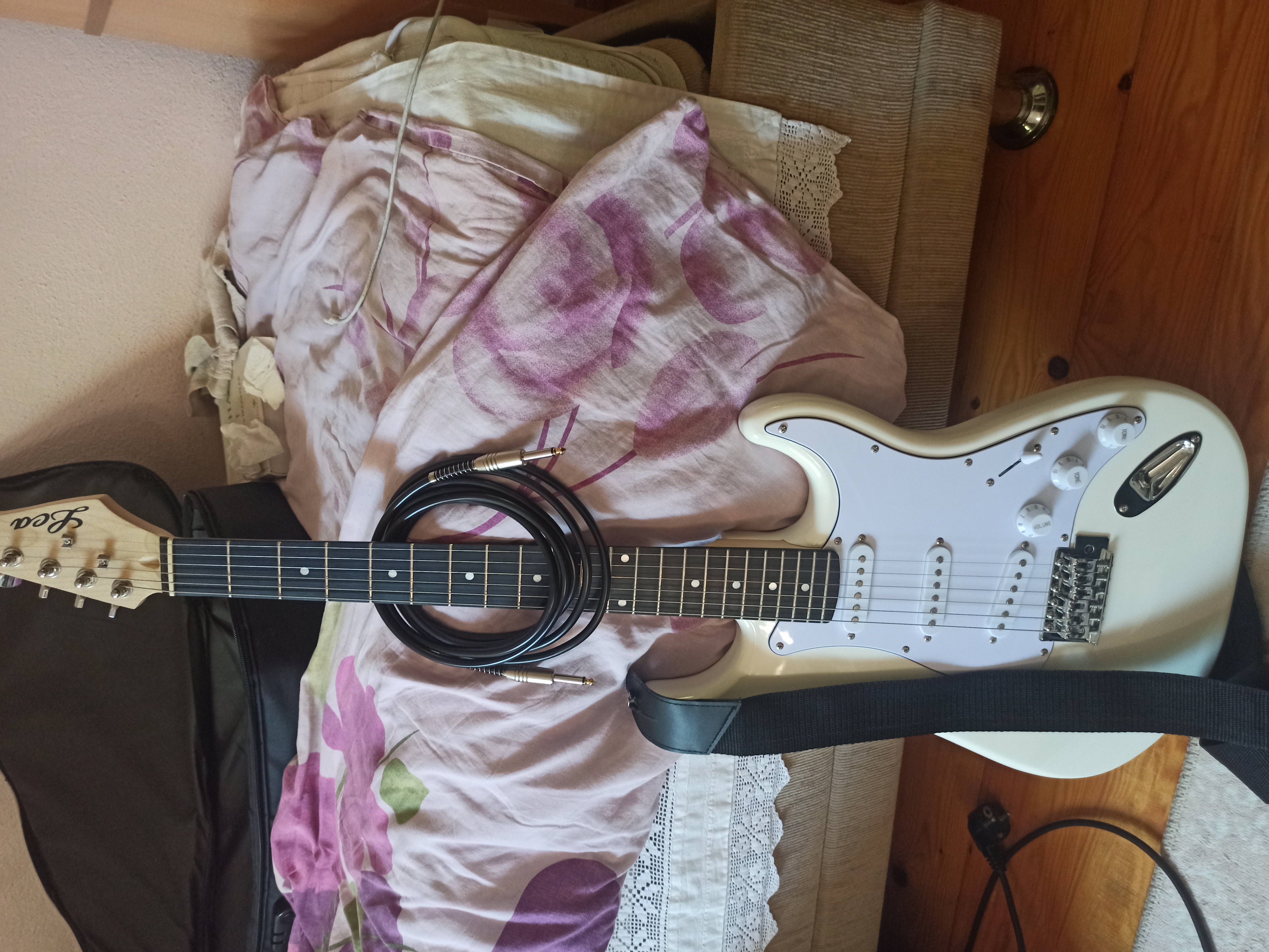 lea elektro gitar sss 1