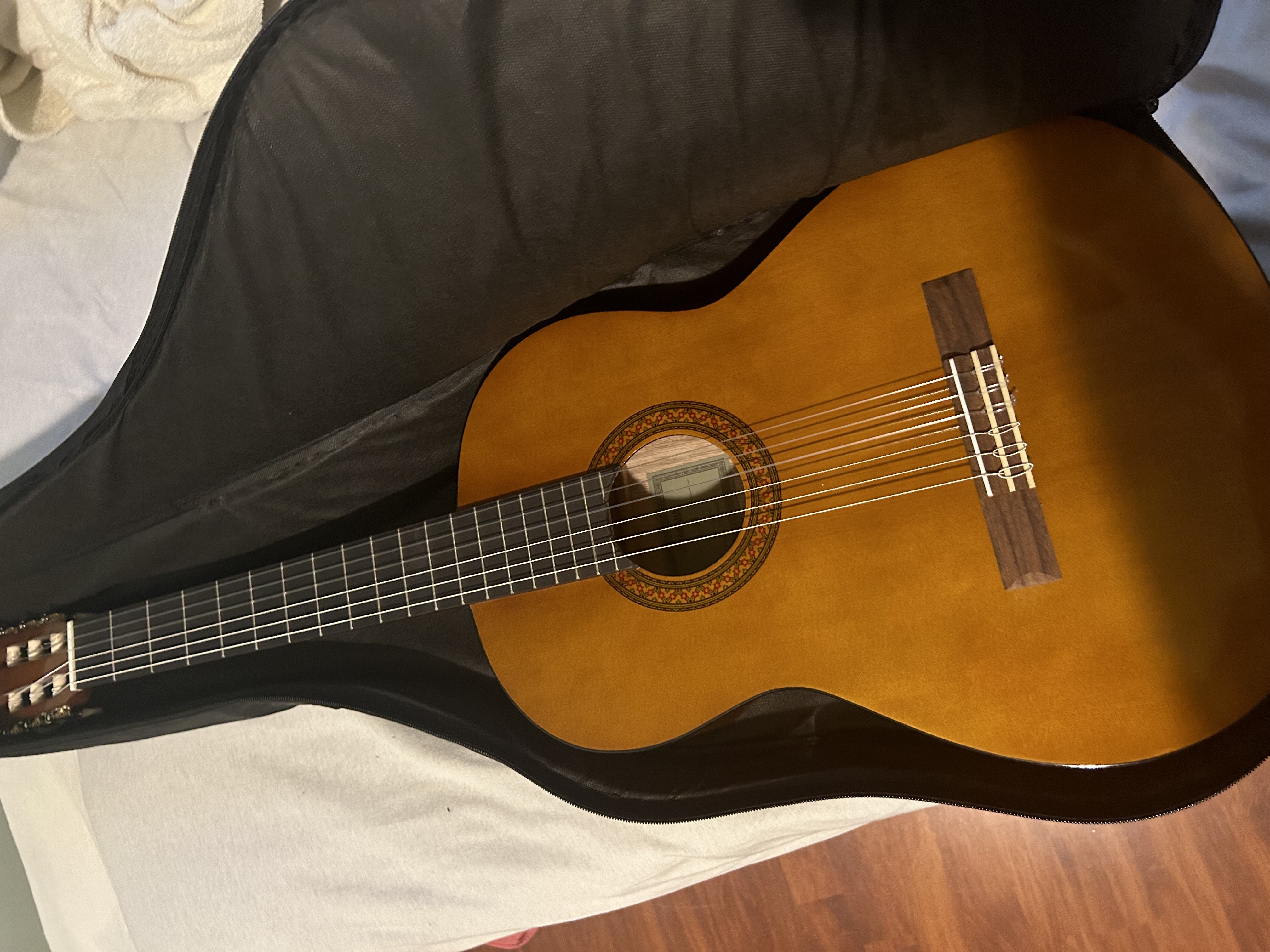 YAMAHA C40 KLASİK GİTAR 1