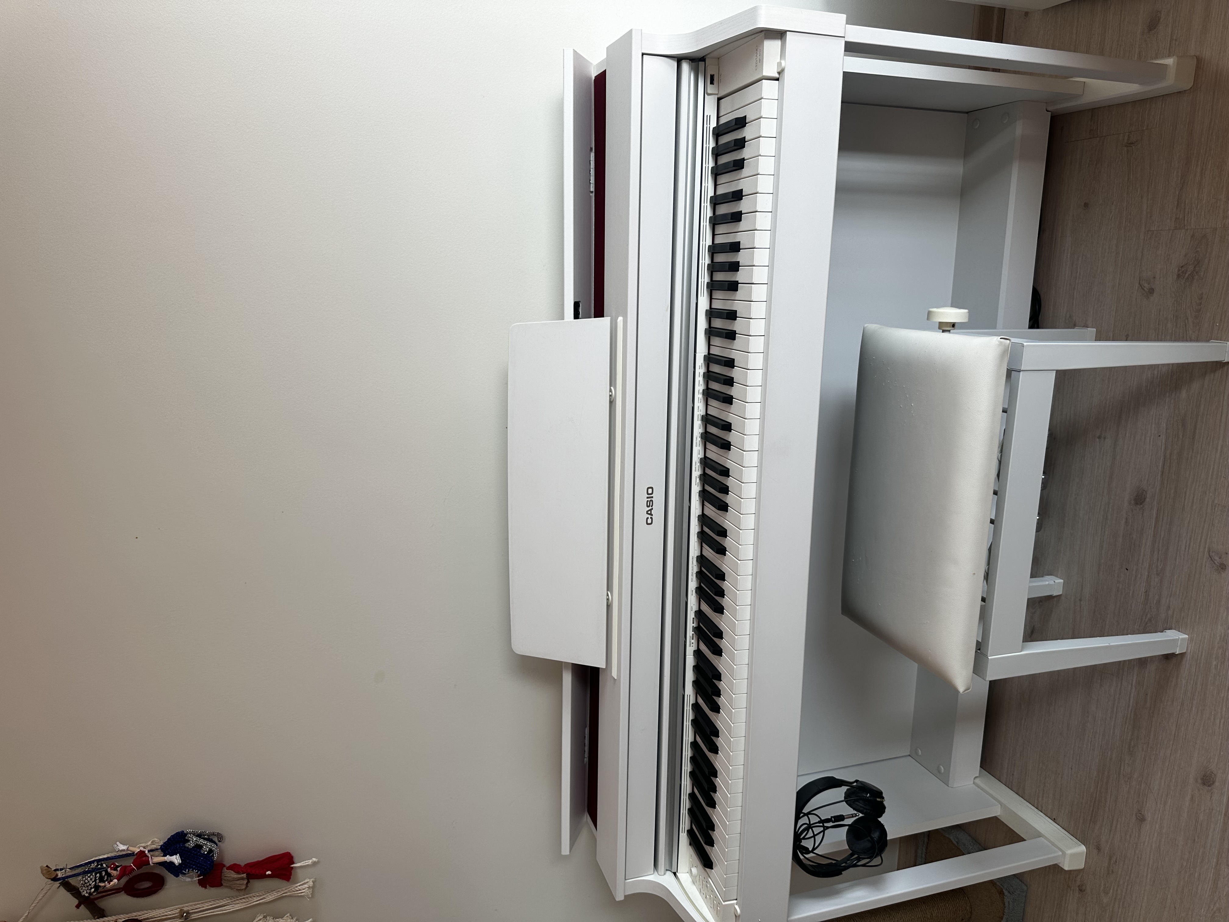 Casio AP-470 Dijital Piyano (Mat Beyaz) 5