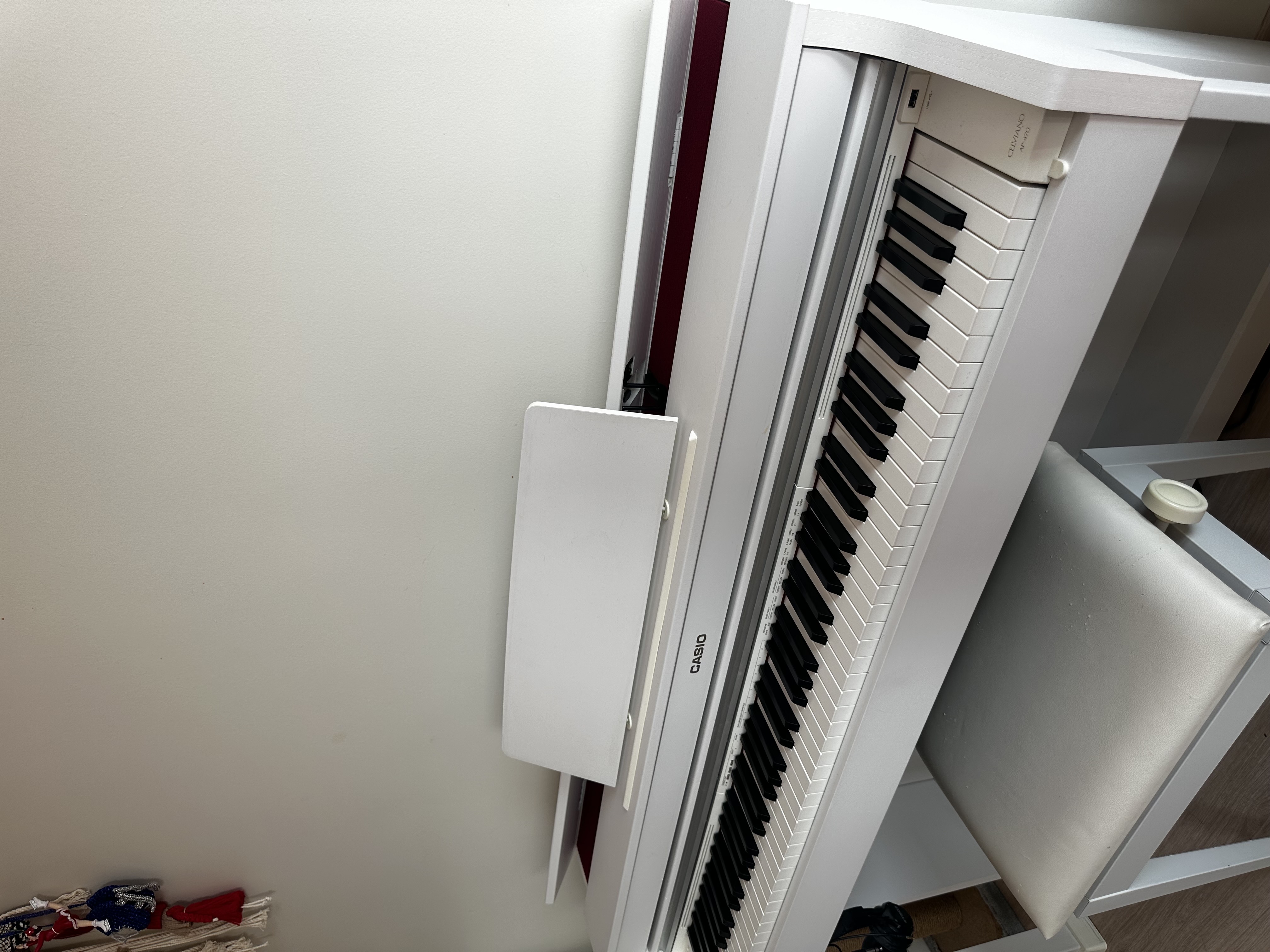 Casio AP-470 Dijital Piyano (Mat Beyaz) 4