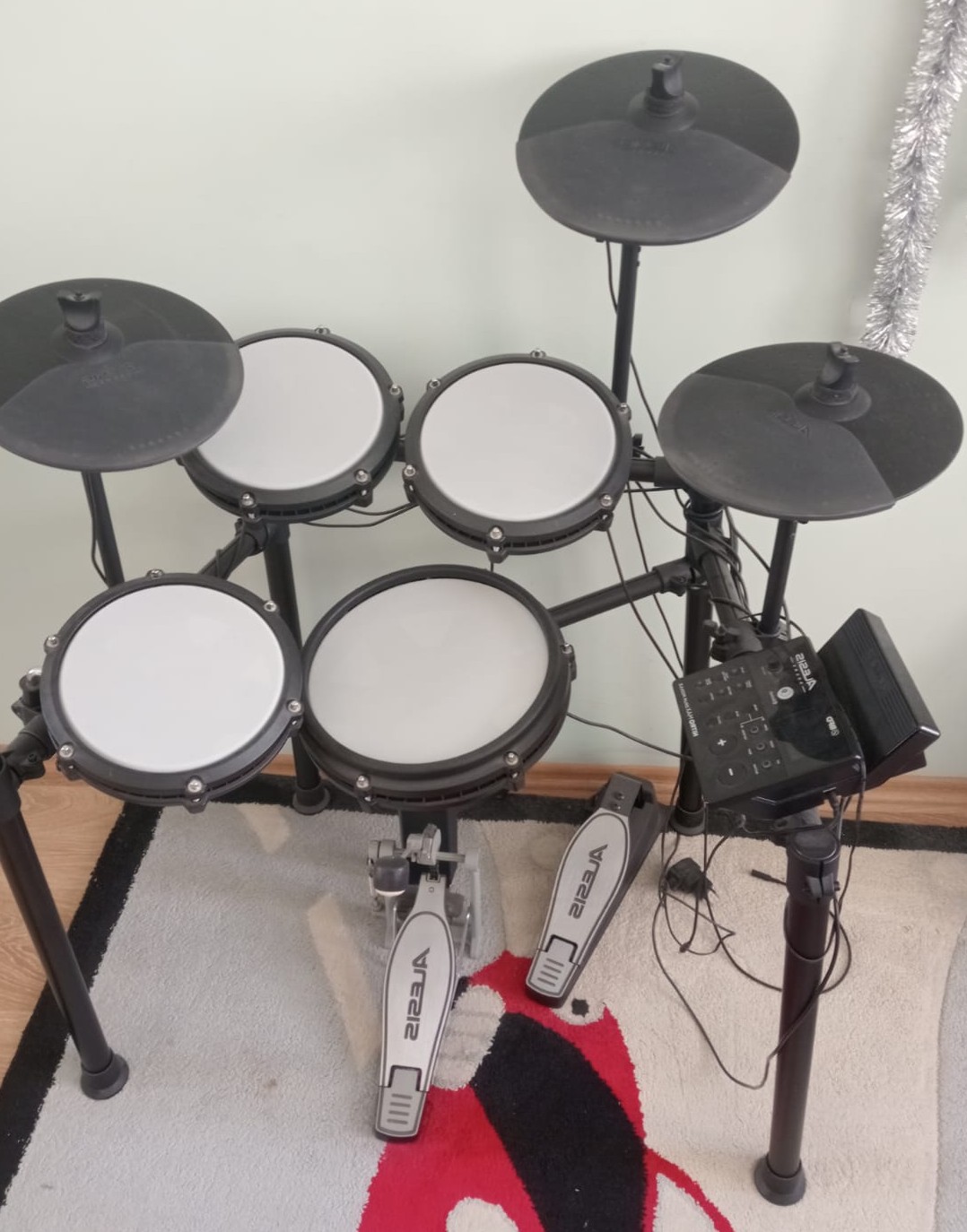 Alesis nitro max bateri 1